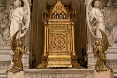 Thieves decapitate angel statues, rip $2M gold tabernacle from altar of Brooklyn church