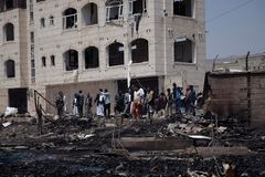 Yemeni rebels agree to extend truce