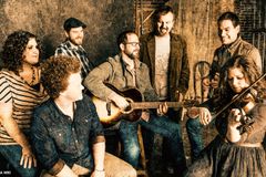 'He's Worthy No Matter What': Prison Inmate Performs Casting Crowns Worship Song 'Praise You In This Storm'