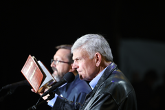 Franklin Graham Preaches Gospel to Over 68,000 Brazilian Believers During Worship Event