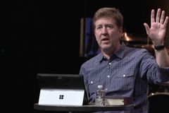 Megachurch pastor says it's 'very unloving' for Christians to affirm friends' LGBT lifestyles