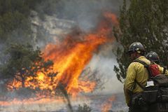 Biden promises raise to federal firefighters