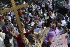 As Injustice Escalates, Senator in Pakistan Seeks Solution to ‘Blasphemy’ Violence - Morningstar News