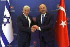 Israeli FM Thanks Turkey for Foiling Attacks on Israelis