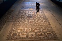 Stunning Roman Mosaics Return Home To New Israeli Museum