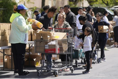 Inflation Boosts Demand at Food Banks As Pandemic Anti-Hunger Measures Fall Away