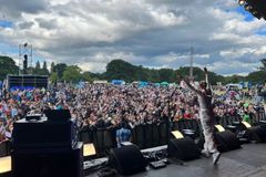 Thousands drawn to the Gospel message at Festival Manchester
