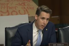 'Transphobic': Josh Hawley riles UC Berkley prof. for saying only women can get pregnant