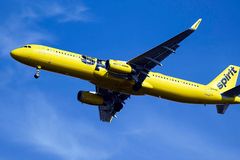 JetBlue Airways agrees to buy Spirit