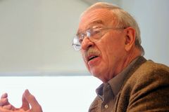 Evangelicals for Social Action founder Ron Sider dies at 82