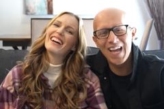 Richard and Brittini De La Mora share tips for Christian singles, warning signs to look for