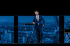 Joel Osteen challenges thousands to 'stay faithful in the fire' at first stadium event in 3 years