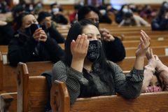 Church in NY Virus Epicenter Leads Congregants Out of Sorrow