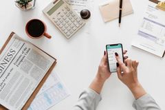 8 tips from a career coach for successfully starting a new job