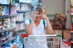 74% of Americans Say US Headed in Wrong Direction, but Democrats Optimistic About Midterms