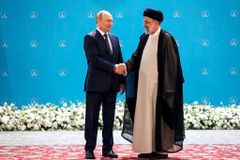 Russia to Use Iran to Bypass Western Sanctions if Nuclear Deal Restored