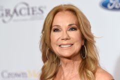 Kathie Lee Gifford Tells Powerful Story of Forgiving Howard Stern After 30 Years of Cruel Comments