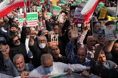 Pro-state rallies in Iran to counter demonstrations against dress code police