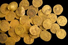 Archaeologists Discover Byzantine Era Gold Coins in Historic Northern Israel Park