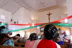 Muslim mob attempt to kill Christian woman on trial for sharing WhatsApp message