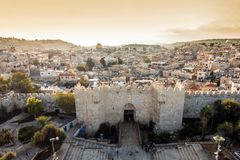 Church leaders oppose plans to move British embassy to Jerusalem