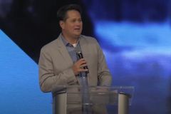 Charges dropped against Virginia megachurch pastor accused of soliciting sex with minor