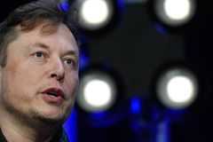 SpaceX launches Starlink satellites