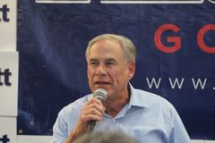 Texas Gov. Greg Abbott wins reelection