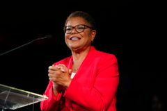 LA Elects US Rep Karen Bass Mayor, First Black Woman in Post