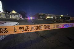 Police: 5 dead, 18 hurt in Colorado gay nightclub shooting
