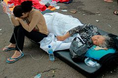 Indonesian earthquake kills at least 162, injures hundreds