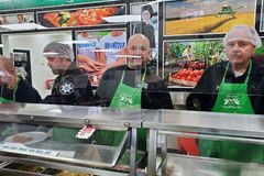 Police Serve Up Thanksgiving Holiday Meal to IL Community: 'Because We Care'