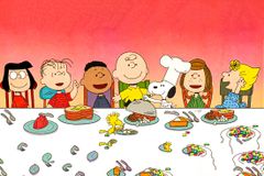 The Best Thanksgiving TV Episodes to Watch With the Fam - RELEVANT