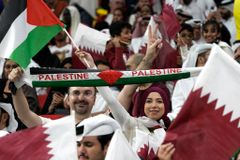 Israelis in Qatar Jarred by Hostile Reception from Fans, Residents
