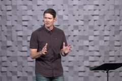 Matt Chandler receives standing ovation upon return to the pulpit