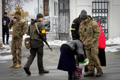 Ukraine Bans Religious Organizations With Links to Russia