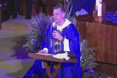 Father Michael Pfleger cleared of sex abuse allegation, reinstated to ministry: ‘Good to be home’