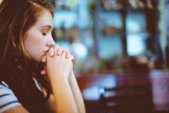 3 common reasons that prompt us to pray