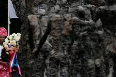 Netherlands to apologize for slave trade