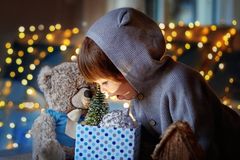 New Mexico Church Gives Away 5,000 Toys to Kids in Need: 'God Is Generous'