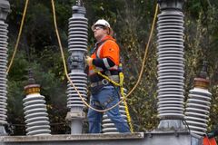 Vandals take out power substations in Washington state