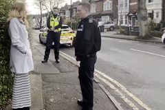 UK Woman Arrested While Silently Praying on Sidewalk