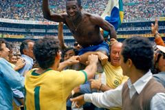 Brazilian soccer great Pelé has died