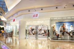 Does It Matter Where Your Clothes Come From? - RELEVANT