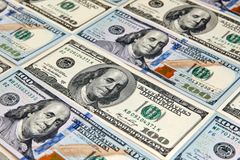 Fed Takes Heat as Economists' Consensus Points to 2023 US Recession