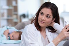 'Mommy Wine Culture': Young Moms Being Pressured to Drink to Cope with Kids, and It's a Big Problem