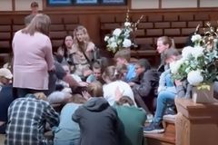 Asbury Awakening Spreads to Lee University: 'A Mighty Move of God Started This Morning'