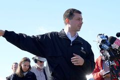 Train crew tried to stop before derailment in Ohio