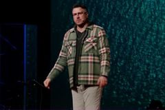 'I've hurt some people': Texas pastor apologizes, cites former porn addiction after he 'objectified' woman in sermon