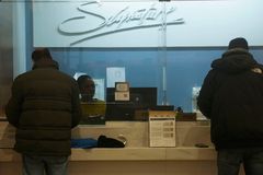 Moody’s considers downgrading six banks